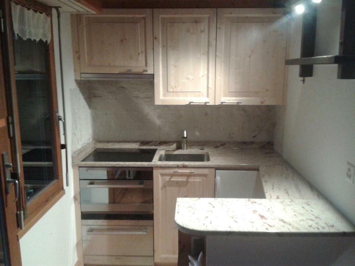 Haus Gentiana A Apartment Grächen Екстериор снимка